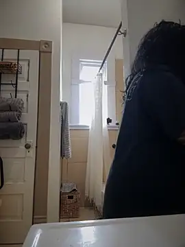 kimmiakiss22 online show from 12-02-25, 06:47