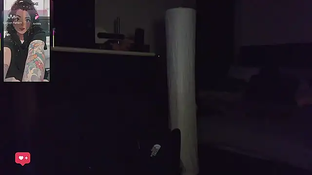 kimmiakiss22 online show from 04-18-26, 02:37