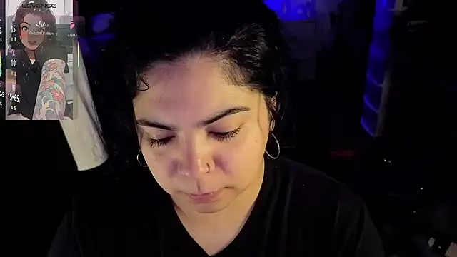 Snapshot of kimmiakiss22 chatting on 05-11-26, 03:23 kimmiakiss22 online show from 05-11-26, 03:23
