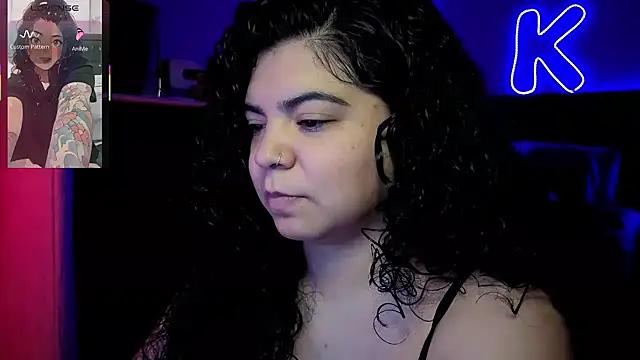 Snapshot of kimmiakiss22 chatting on 05-19-26, 01:56 kimmiakiss22 online show from 05-19-26, 01:56