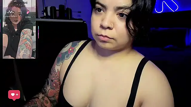 Snapshot of kimmiakiss22 chatting on 06-02-26, 02:02 kimmiakiss22 online show from 06-02-26, 02:02