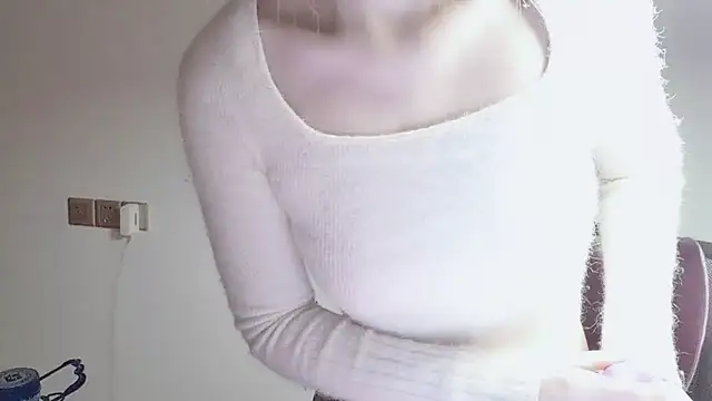 VaerySaenz online show from 03-08-25, 02:19