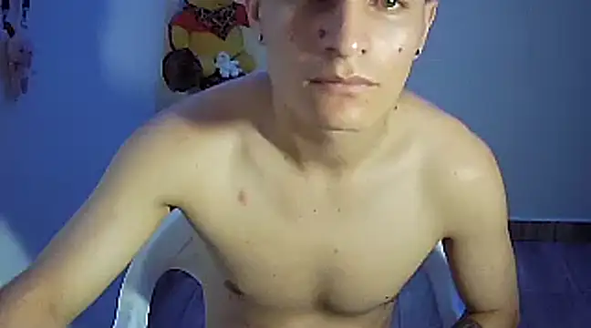 Snapshot of SHAT_SEX chatting on 01-10-25, 11:18 SHAT SEX online show from 01-10-25, 11:18