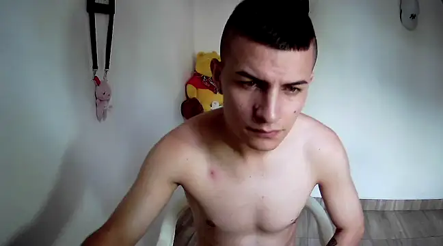 Snapshot of SHAT_SEX chatting on 01-11-25, 03:42 SHAT SEX online show from 01-11-25, 03:42