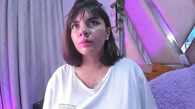 Snapshot of xhinata_hyugax chatting on 01-04-25, 10:55 xhinata hyugax online show from 01-04-25, 10:55