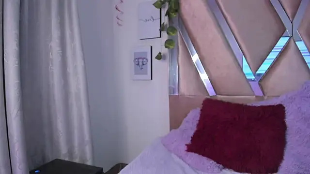 Snapshot of xhinata_hyugax chatting on 01-21-25, 01:39 xhinata hyugax online show from 01-21-25, 01:39