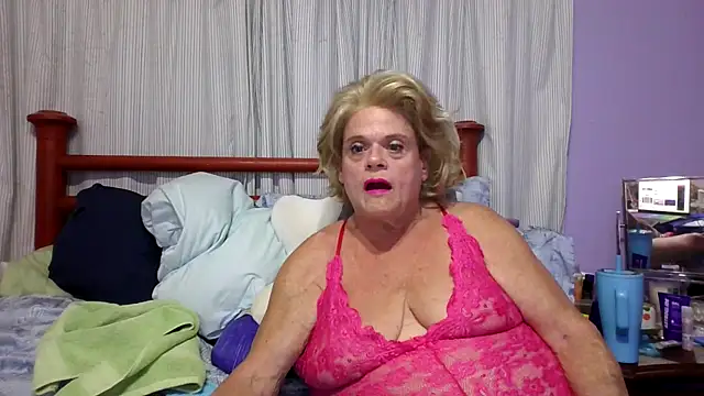 BigClitMelody online show from 09-24-25, 11:08