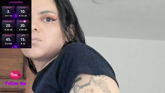 natasha logan  online show from 03-15-25, 04:02