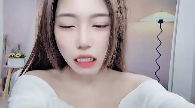 Snapshot of fafa-888 chatting on 02-10-25, 04:36 fafa-888 online show from 02-10-25, 04:36