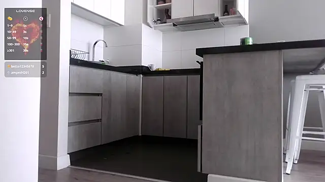 Snapshot of mini_kunis chatting on 01-15-25, 01:20 mini kunis online show from 01-15-25, 01:20