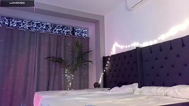 Snapshot of mini_kunis chatting on 02-13-26, 04:14 mini kunis online show from 02-13-26, 04:14