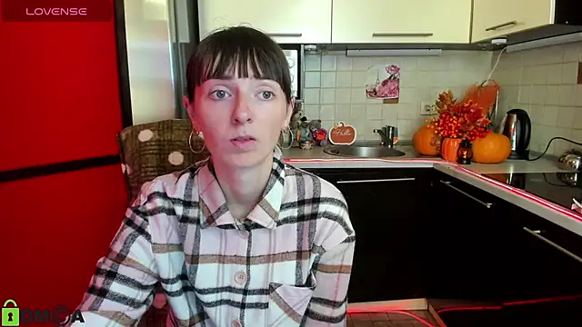 TayanaJons online show from 10-21-25, 06:58