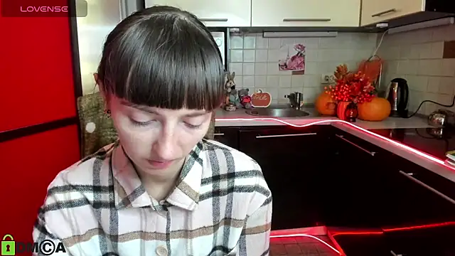 TayanaJons online show from 10-24-25, 06:54