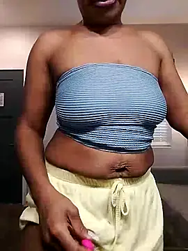 Lilli Lovely online show from 03-17-25, 11:00