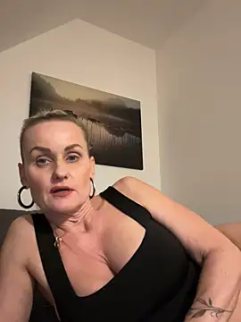 Daryyna online show from 10-02-25, 05:53