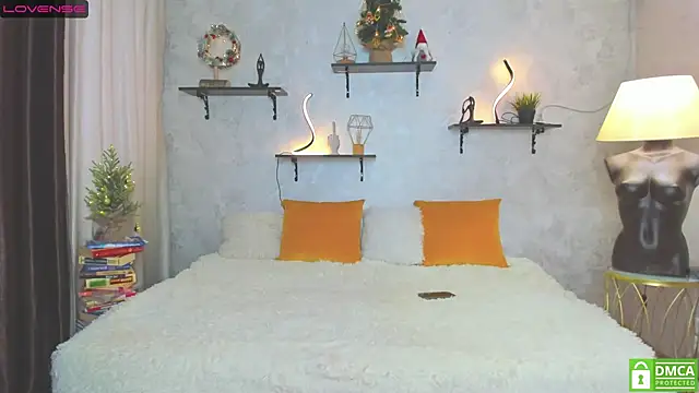 Snapshot of StripBianka chatting on 12-18-24, 09:04 StripBianka online show from 12-18-24, 09:04