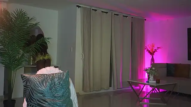 Snapshot of astreaharmonia chatting on 01-22-25, 05:59 astreaharmonia online show from 01-22-25, 05:59