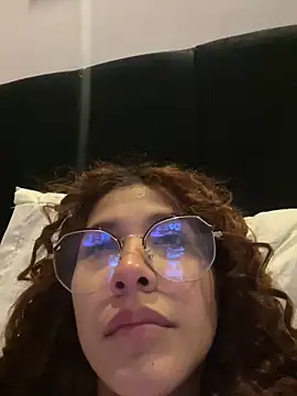 Snapshot of crystal_bunny7 chatting on 02-12-25, 06:29 crystal bunny7 online show from 02-12-25, 06:29