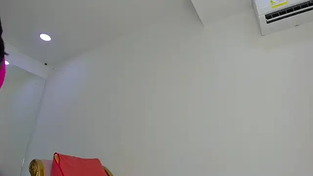 Snapshot of rihanna_abiodun chatting on 05-08-26, 05:51 rihanna abiodun online show from 05-08-26, 05:51