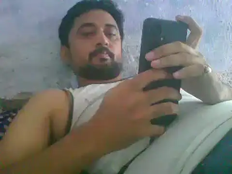 Rocobodymassager online show from 05-23-26, 04:18