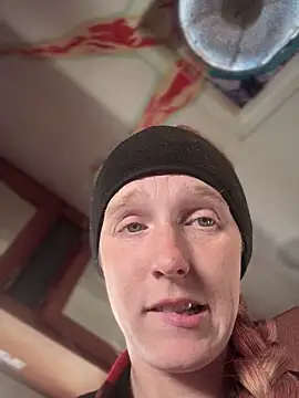 GoldenFlameGoddess online show from 03-11-25, 09:26