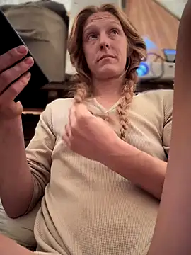 GoldenFlameGoddess online show from 10-13-25, 03:45