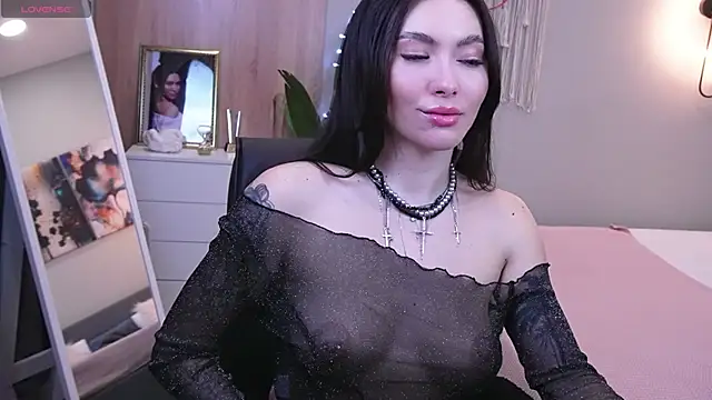Snapshot of Molly_Jons chatting on 03-05-25, 06:33 Molly Jons online show from 03-05-25, 06:33