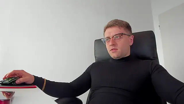 Findom guy online show from 03-19-25, 12:45