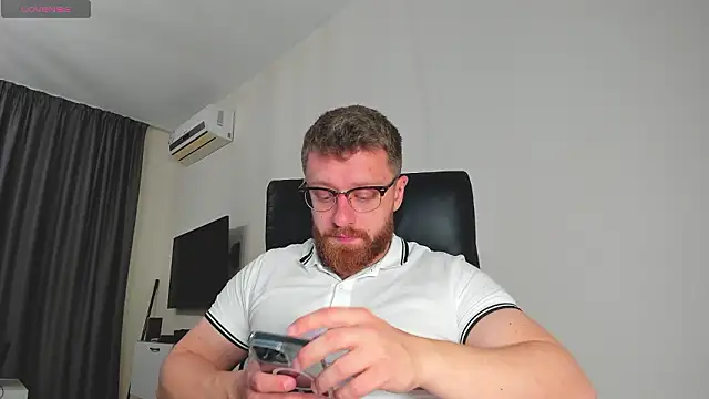 Findom guy online show from 03-13-26, 08:43