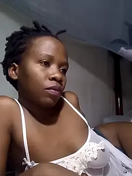 Snapshot of Queentesi chatting on 02-12-25, 06:40 Queentesi online show from 02-12-25, 06:40