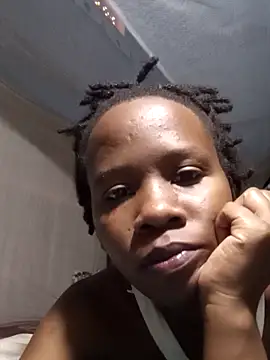 Snapshot of Queentesi chatting on 02-13-25, 09:41 Queentesi online show from 02-13-25, 09:41