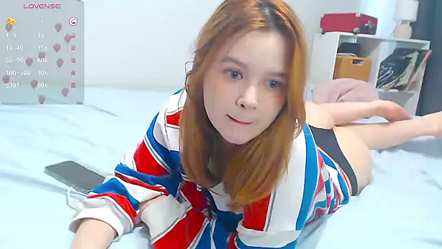 Snapshot of Milky__oolong chatting on 12-25-24, 07:35 Milky oolong online show from 12-25-24, 07:35