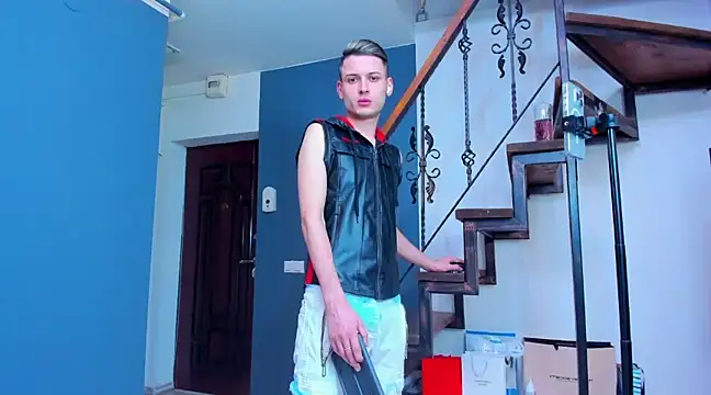 andboyfor6 online show from 02-15-25, 08:54