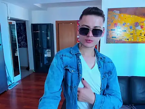 andboyfor6 online show from 05-06-26, 12:32