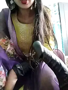 Snapshot of Noor_Darliing chatting on 01-22-25, 06:10 Noor Darliing online show from 01-22-25, 06:10