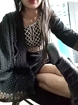 Snapshot of Noor_Darliing chatting on 01-23-25, 09:18 Noor Darliing online show from 01-23-25, 09:18