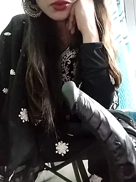 Snapshot of Noor_Darliing chatting on 02-10-25, 02:59 Noor Darliing online show from 02-10-25, 02:59