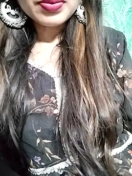 Snapshot of Noor_Darliing chatting on 02-19-25, 06:43 Noor Darliing online show from 02-19-25, 06:43