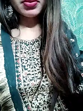 Snapshot of Noor_Darliing chatting on 03-21-25, 06:40 Noor Darliing online show from 03-21-25, 06:40