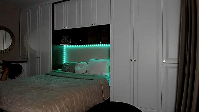 LilyRaisa online show from 03-21-26, 03:33