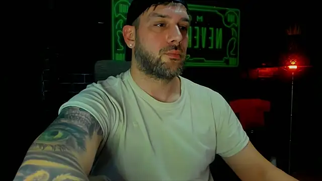 LexXHardy online show from 02-15-25, 03:28