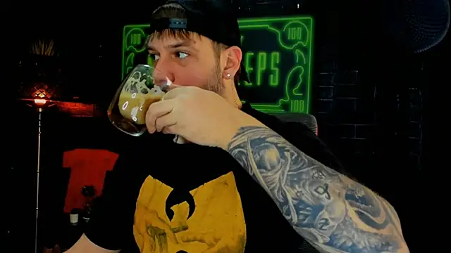 LexXHardy online show from 03-20-25, 06:08