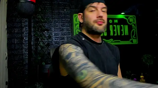 LexXHardy online show from 02-19-26, 06:37