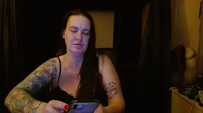 SimoneMoore online show from 03-13-25, 05:54