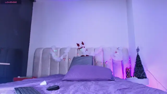 Snapshot of _sex_mia chatting on 12-15-25, 07:40 sex mia online show from 12-15-25, 07:40