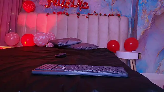 Snapshot of _sex_mia chatting on 02-12-26, 07:20 sex mia online show from 02-12-26, 07:20