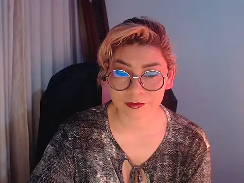 Snapshot of diane_fergusson chatting on 03-25-26, 07:36 diane fergusson online show from 03-25-26, 07:36