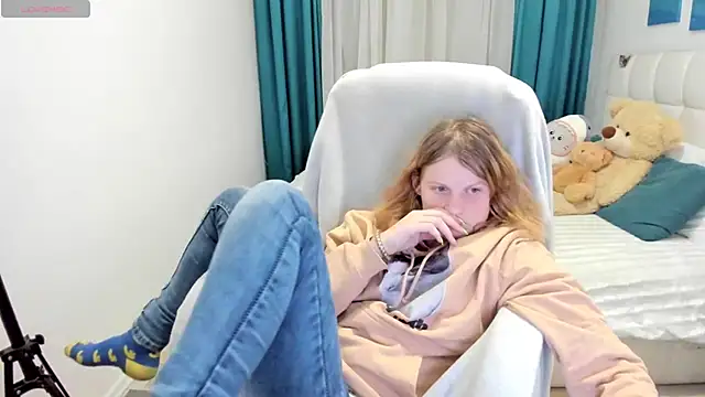 Kathlyn  Heath online show from 11-24-25, 07:24