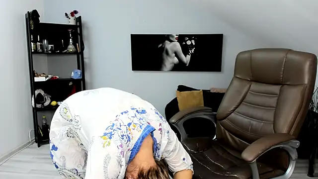 Cassandra Hotty online show from 01-23-25, 08:25