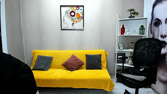 Cassandra Hotty online show from 10-21-25, 03:18